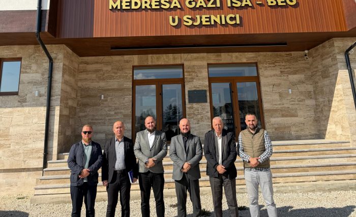 sjenica_sept_26 (1) sjenica_sept_26 (1)